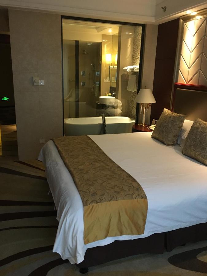 Hotel Ramada Yangzhou Baoying Esterno foto